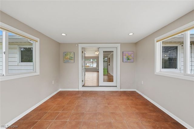 7930 Selwick Drive, Parma, OH 44129