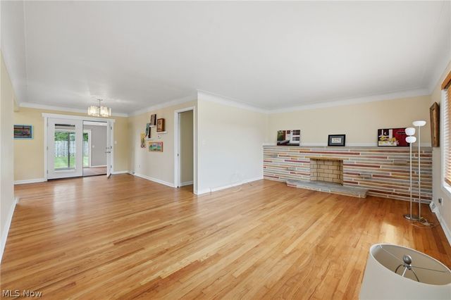 7930 Selwick Drive, Parma, OH 44129