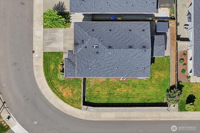 18216 137th Place SE, Renton, WA 98058