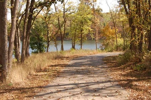 8982 Ginger Street, Lenexa, KS 66227