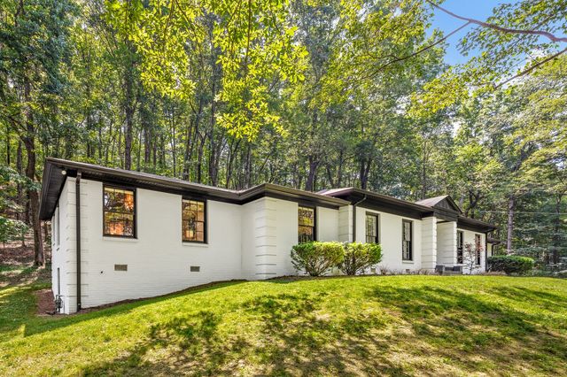 1904 Cromwell Dr, Nashville, TN 37215