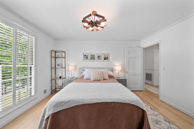 1904 Cromwell Dr, Nashville, TN 37215