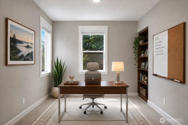 17211 NE 117th Way, Redmond, WA 98052