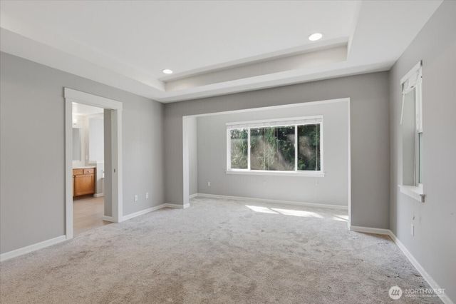 17211 NE 117th Way, Redmond, WA 98052