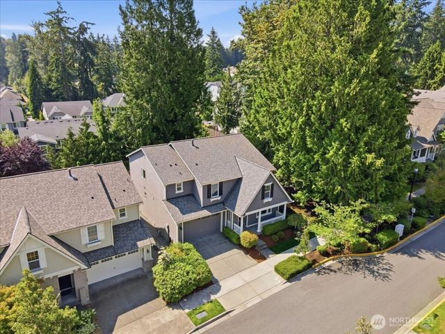 17211 NE 117th Way, Redmond, WA 98052