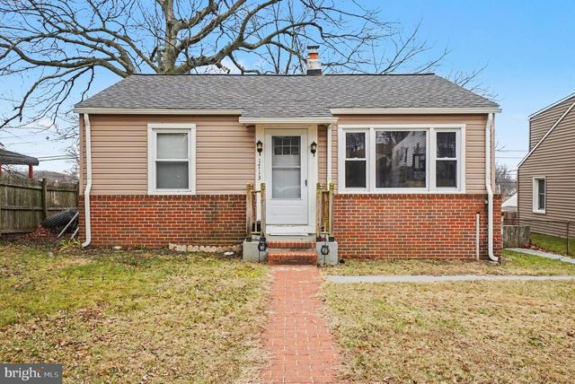 1713 GLEN CURTIS RD, Essex, MD 21221