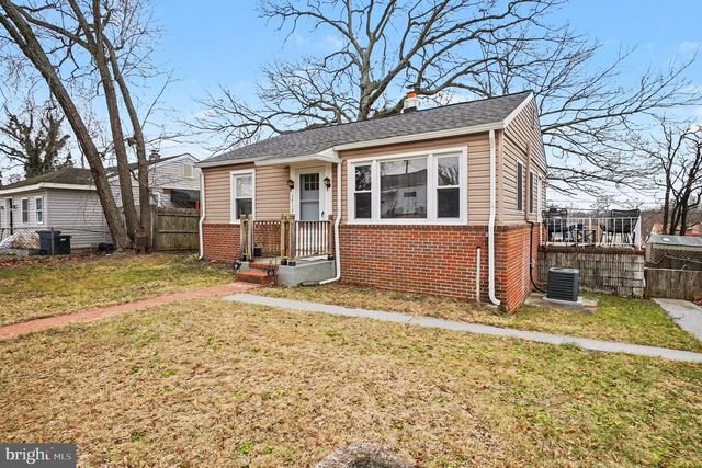 1713 GLEN CURTIS RD, Essex, MD 21221