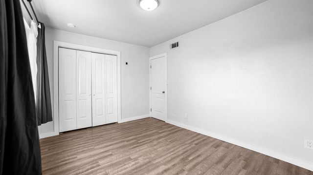 2320 W Turner Rd, Lodi, CA 95242