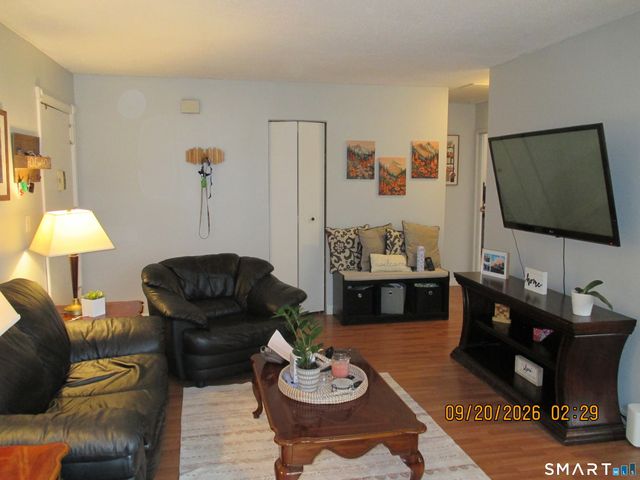 84 Kent Court 84, Meriden, CT 06450