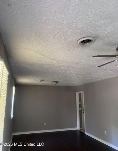 3056 Suncrest Drive, Jackson, MS 39212