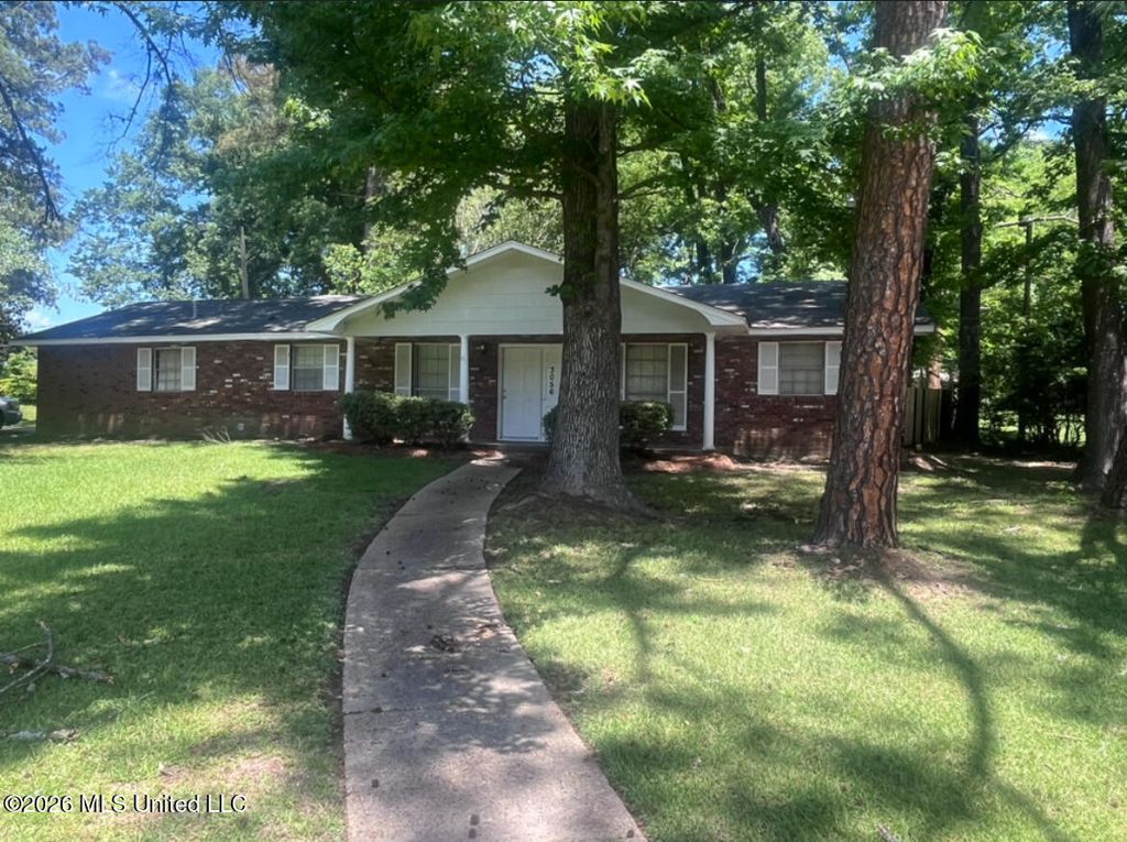 3056 Suncrest Drive, Jackson, MS 39212