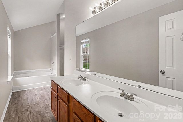 3013 Robin Terry Court, Charlotte, NC 28208