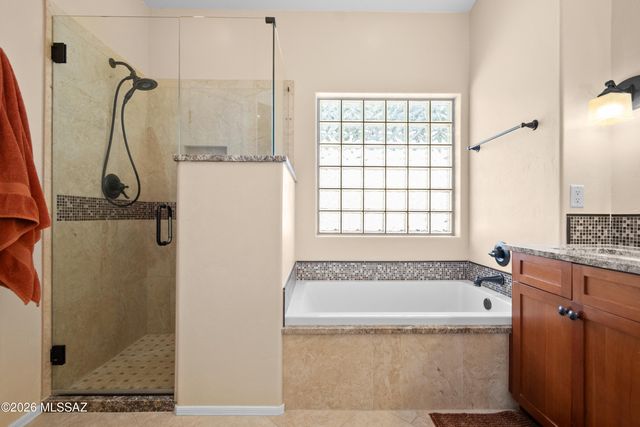 5305 N Spring View Drive, Tucson, AZ 85749