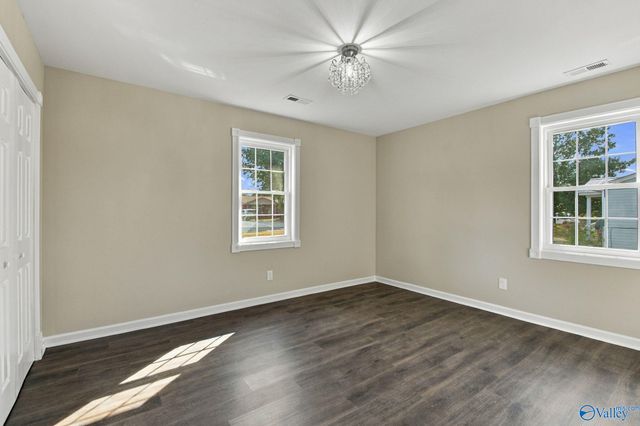 17133 Ferry Road, Athens, AL 35611