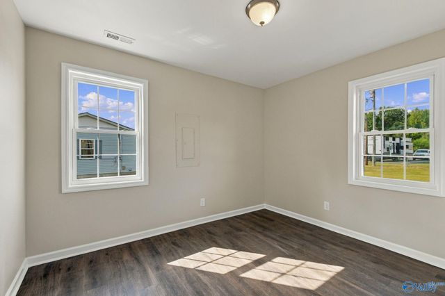 17133 Ferry Road, Athens, AL 35611