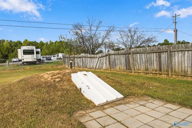 17133 Ferry Road, Athens, AL 35611
