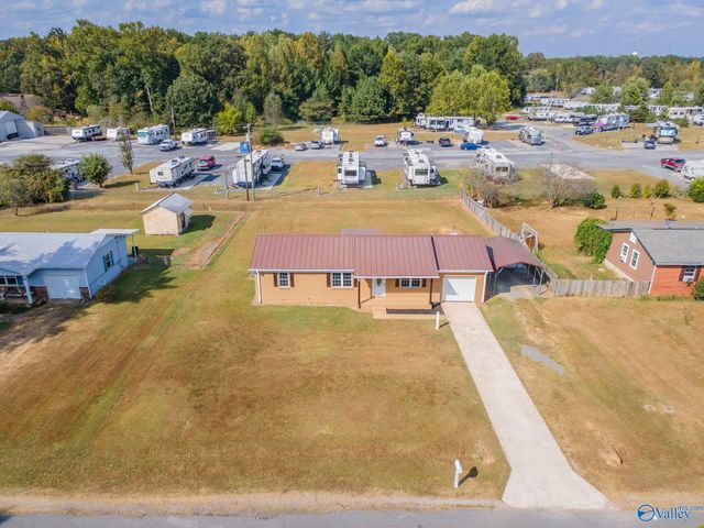17133 Ferry Road, Athens, AL 35611