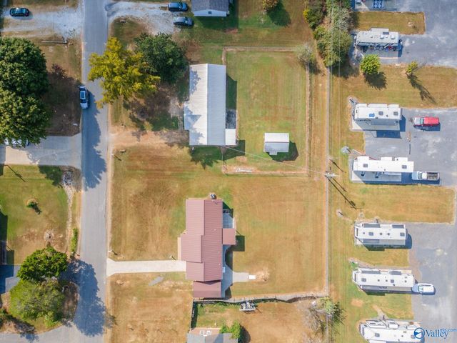 17133 Ferry Road, Athens, AL 35611