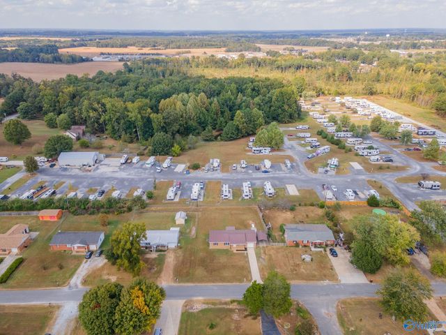 17133 Ferry Road, Athens, AL 35611
