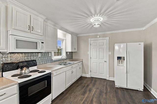 17133 Ferry Road, Athens, AL 35611