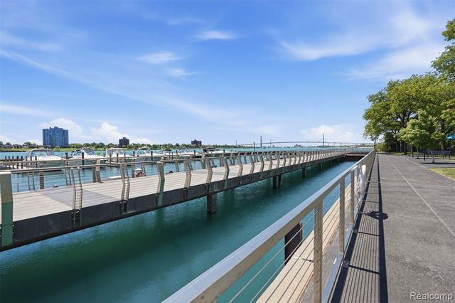 300 Riverfront 24D, Detroit, MI 48226