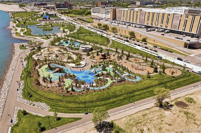 300 Riverfront 24D, Detroit, MI 48226