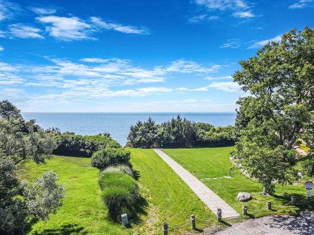 345 The Strand, East Marion, NY 11939