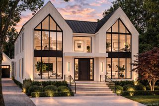 345 The Strand, East Marion, NY 11939