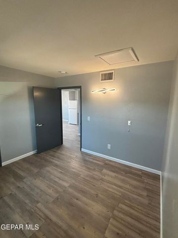 7840 KNIGHTS Drive 216, El Paso, TX 79915