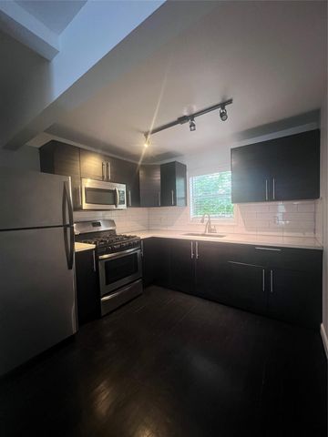 605 Enid Street, Houston, TX 77009