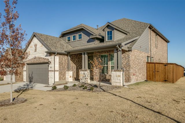 5450 Ridgeway Drive, Haltom City, TX 76137