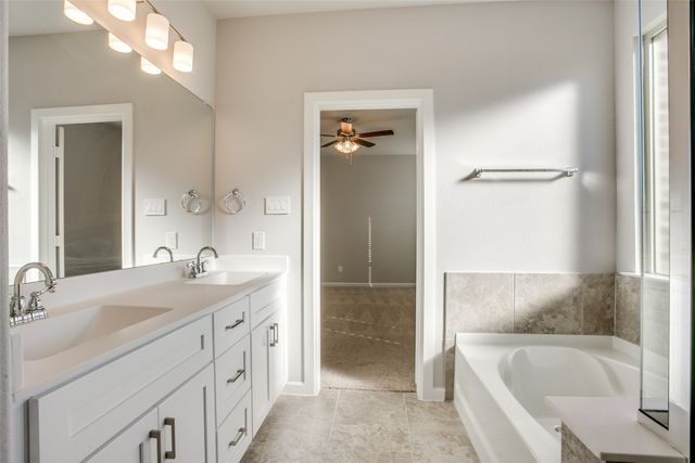 5450 Ridgeway Drive, Haltom City, TX 76137