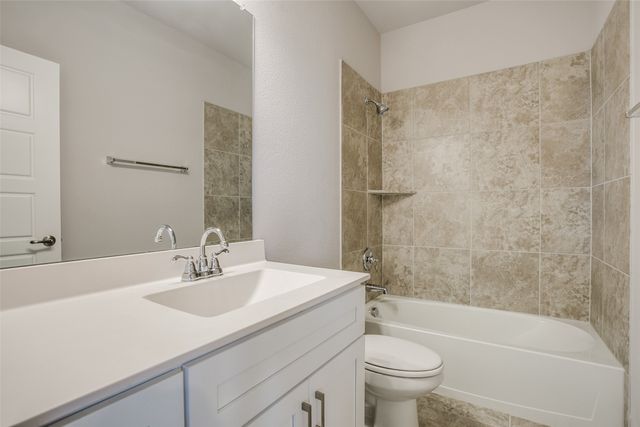 5450 Ridgeway Drive, Haltom City, TX 76137