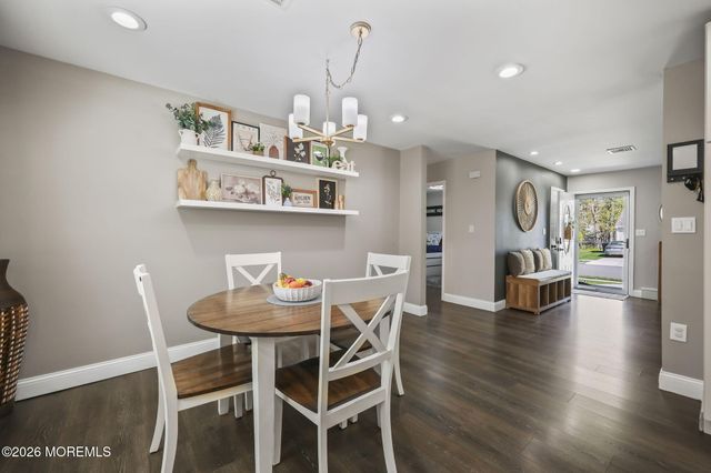 22 Shadyside Avenue, Hazlet, NJ 07730