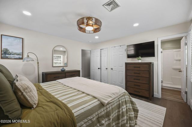 22 Shadyside Avenue, Hazlet, NJ 07730