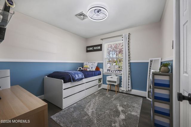 22 Shadyside Avenue, Hazlet, NJ 07730