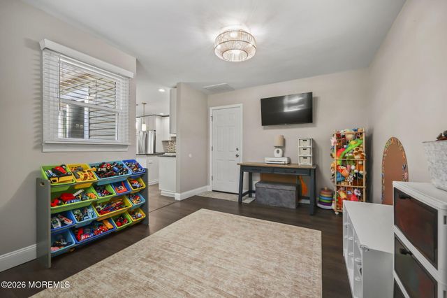 22 Shadyside Avenue, Hazlet, NJ 07730
