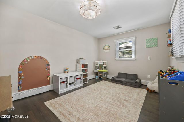 22 Shadyside Avenue, Hazlet, NJ 07730