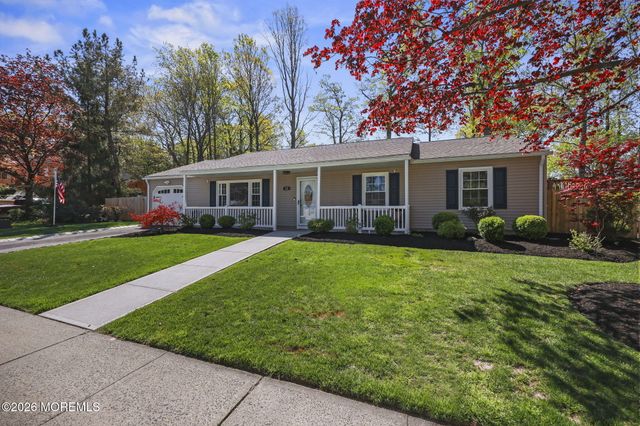 22 Shadyside Avenue, Hazlet, NJ 07730