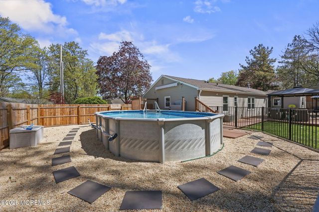 22 Shadyside Avenue, Hazlet, NJ 07730