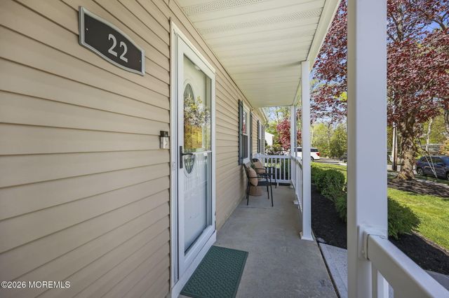 22 Shadyside Avenue, Hazlet, NJ 07730