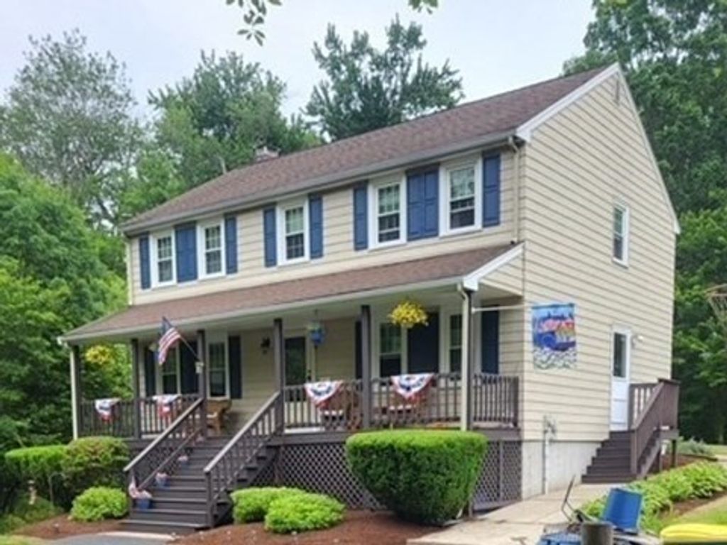 18 Macrae Drive, East Bridgewater, MA 02333