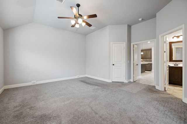 4228 Sweet Clover Lane, Fort Worth, TX 76036