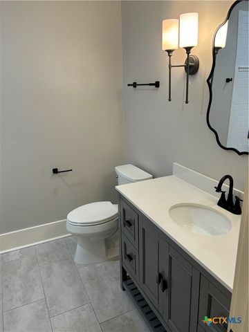 110 Hiram Cook, Blanco, TX 78606