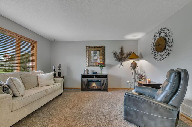 1542 Mulberry Road, Saint Cloud, MN 56303