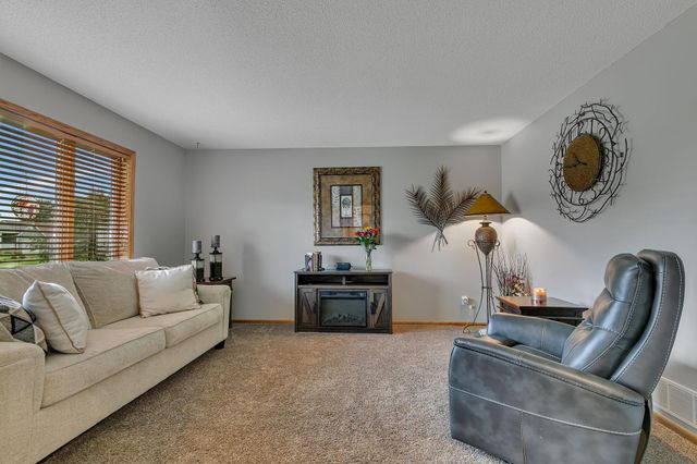 1542 Mulberry Road, Saint Cloud, MN 56303