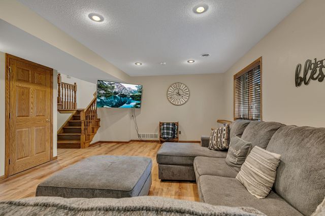 1542 Mulberry Road, Saint Cloud, MN 56303