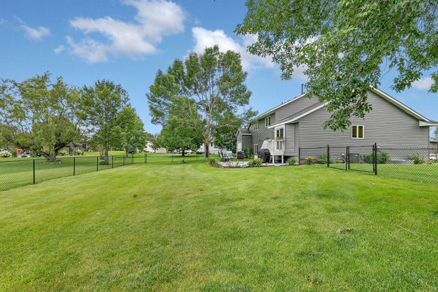 1542 Mulberry Road, Saint Cloud, MN 56303