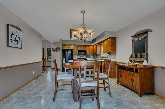 1542 Mulberry Road, Saint Cloud, MN 56303