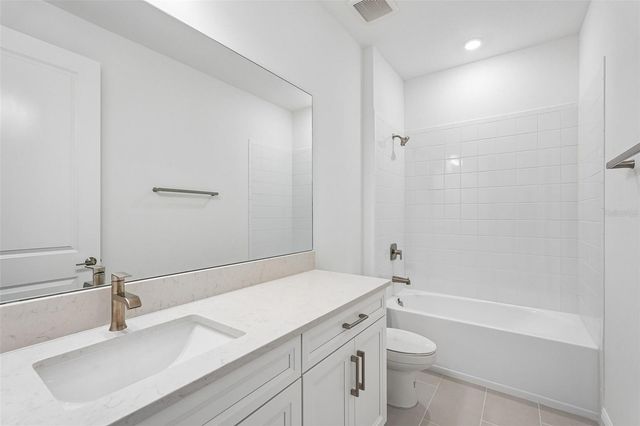 192 VISTERA BOULEVARD, Nokomis, FL 34275